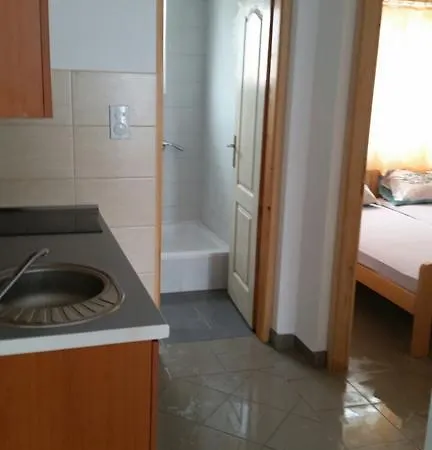 Maja Okrug Gornji Trogir