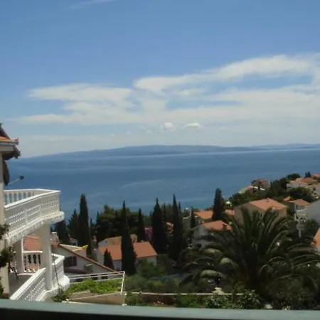 Appartement Maja Okrug Gornji