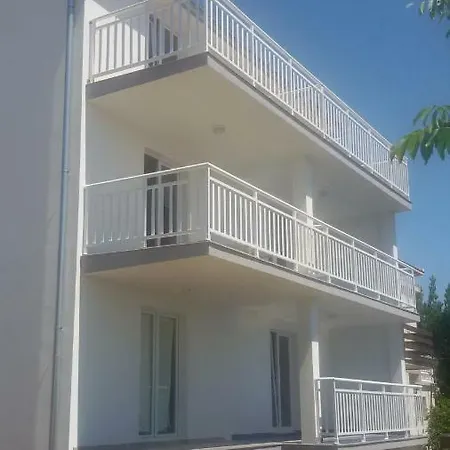 Maja Okrug Gornji Appartement *